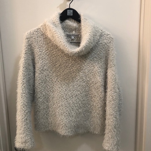 Cupcakes and cashmere sweater - Picture 7 of 10